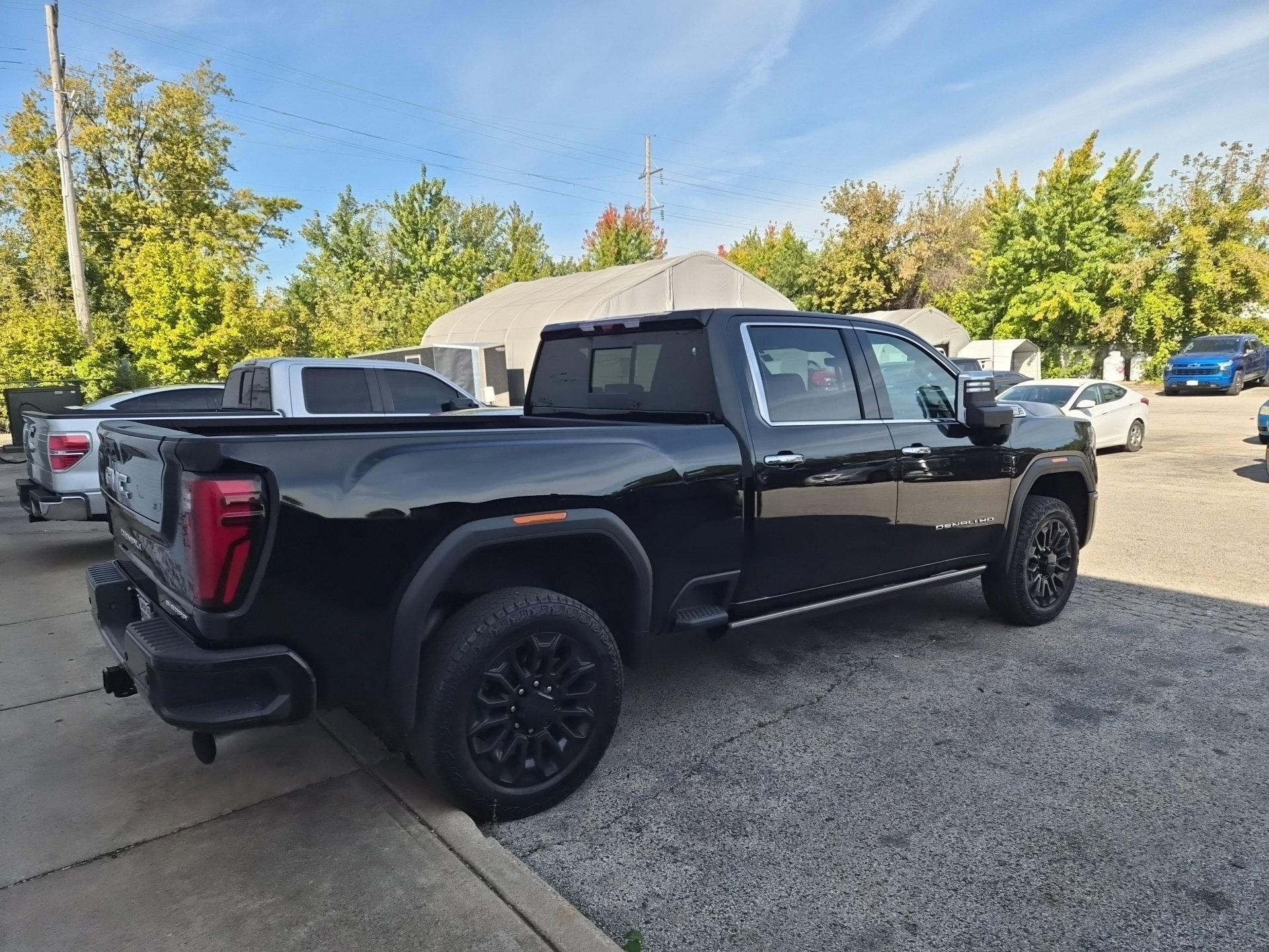 Used 2024 GMC Sierra 2500 Denali w/ Denali Reserve Package AWD/4WD image 7