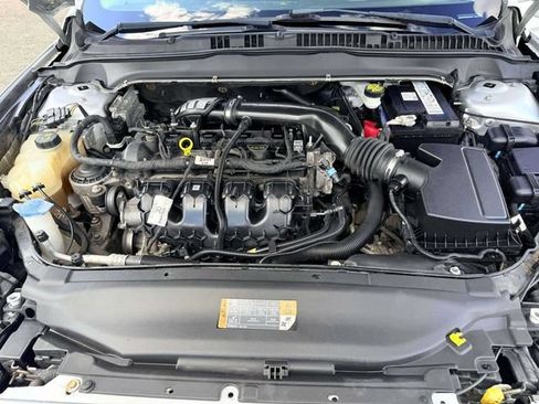 Used 2016 Ford Fusion SE AWD/4WD image 20