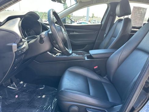 Used 2024 MAZDA MAZDA3 s FWD image 9