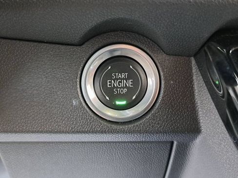 Used 2024 Chevrolet Traverse LT FWD image 15
