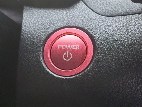 Used 2025 Toyota Camry SE image 21