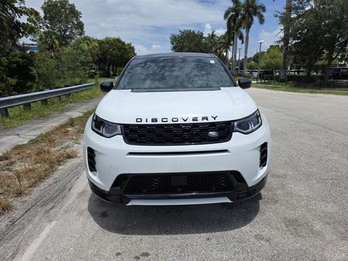 Used 2026 Land Rover Discovery Sport Landmark AWD/4WD image 8