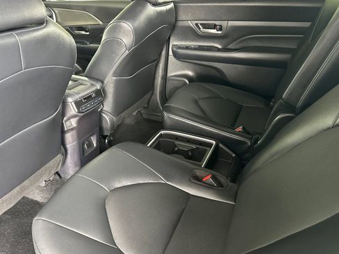 Used 2025 Toyota Grand Highlander FWD image 14