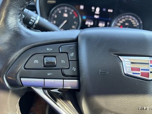 Used 2021 Cadillac XT6 Premium Luxury AWD/4WD image 34