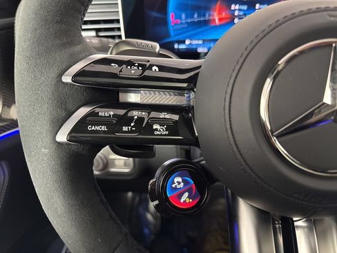 New 2026 Mercedes-Benz GLE 63 AMG S image 32