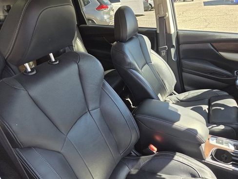 Used 2022 Subaru Ascent Touring w/ Popular Package #2A image 7