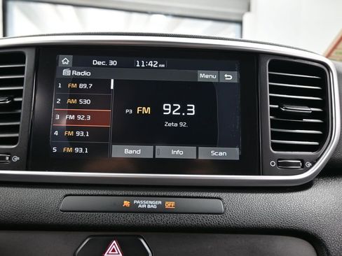 Used 2020 Kia Sportage LX w/ LX Popular Package image 21