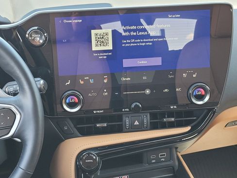 Certified 2026 Lexus NX 350h AWD w/ Accessory Package (2T) image 15