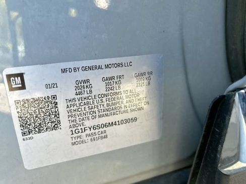 Used 2021 Chevrolet Bolt LT FWD image 31