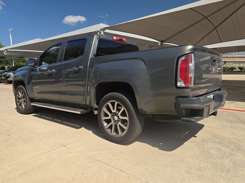 Used 2018 GMC Canyon Denali RWD image 4
