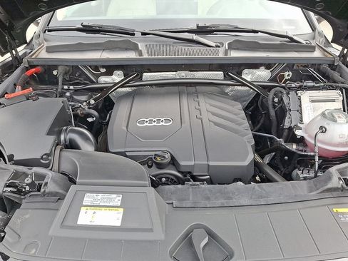 Certified 2022 Audi Q5 Premium w/ Premium Plus Package AWD/4WD image 30