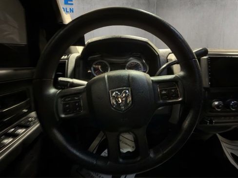 Used 2014 RAM 2500 Tradesman w/ Chrome Appearance Group image 13