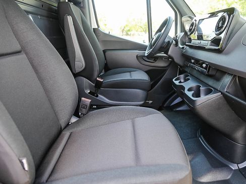 New 2026 Mercedes-Benz Sprinter 2500 image 15