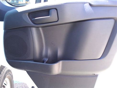 Used 2025 RAM ProMaster 2500 w/ U-Haul Equipment Group FWD image 16