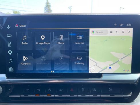 Certified 2023 Chevrolet Silverado 1500 High Country w/ Technology Package AWD/4WD image 18