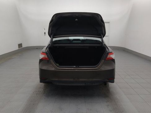 Used 2020 Toyota Camry LE w/ Carpet Mat Package image 29