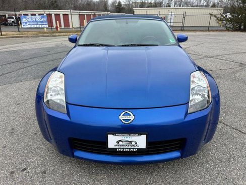 Used 2004 Nissan 350Z Touring RWD image 3