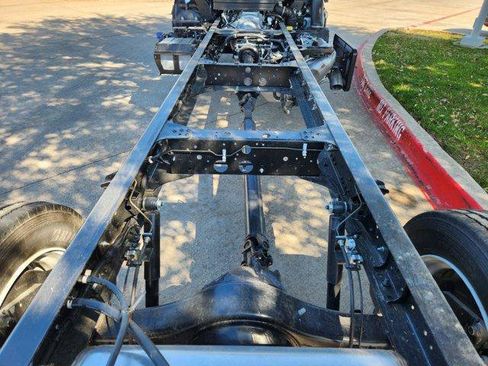 New 2024 Chevrolet Low Cab Forward 5500XD image 32