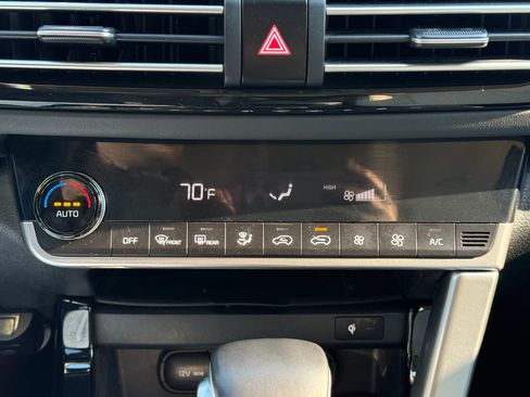 Used 2021 Kia Seltos SX w/ SX Sunroof Package image 22