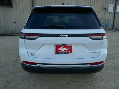 New 2026 Jeep Grand Cherokee Limited image 7