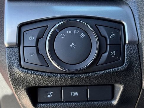 Used 2018 Ford Explorer Sport w/ Equipment Group 401A image 24