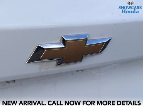 Used 2026 Chevrolet Trax LT w/ LT Convenience Package FWD image 11