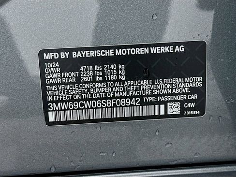 Used 2025 BMW 330i Sedan w/ M Sport Package image 33