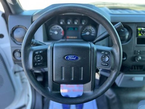 Used 2016 Ford F550 2WD Regular Cab Super Duty image 20