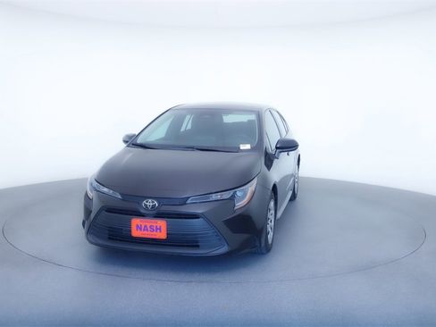 Used 2023 Toyota Corolla LE image 13