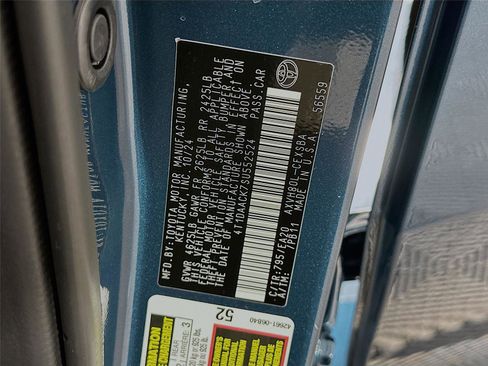 Used 2025 Toyota Camry SE image 30