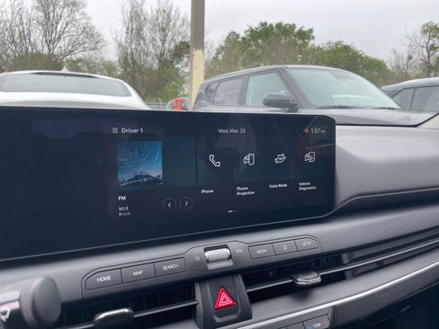 Used 2025 Kia K4 LXS image 20