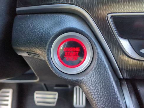 Used 2018 Honda Accord Sport image 33