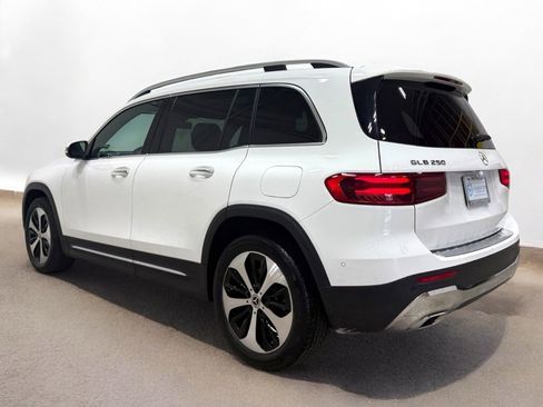 Used 2024 Mercedes-Benz GLB 250 image 7