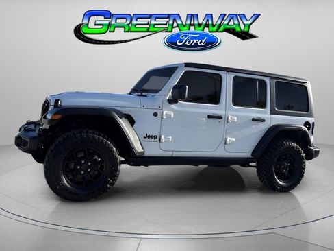 Used 2024 Jeep Wrangler Willys image 1