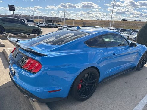 Used 2022 Ford Mustang Shelby GT500 w/ Technology Package image 6