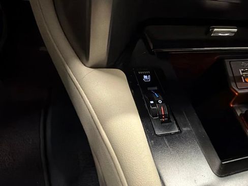 Used 2021 Lexus GX 460 Premium AWD/4WD image 11