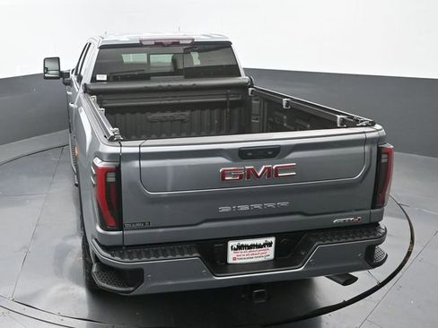 Used 2024 GMC Sierra 2500 AT4 w/ AT4 Premium Plus Package AWD/4WD image 31