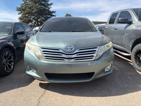 Used 2012 Toyota Venza Limited AWD/4WD image 3