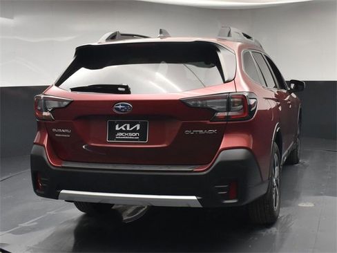 Used 2020 Subaru Outback Limited w/ Popular Package #2 image 7