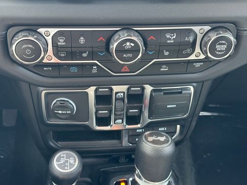 New 2024 Jeep Wrangler Sahara w/ Technology Group image 22