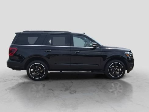 Used 2023 Ford Expedition Limited AWD/4WD image 9