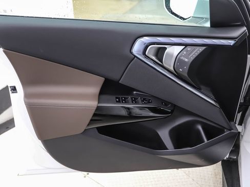 New 2026 BMW X3 xDrive30 w/ Premium Package image 9