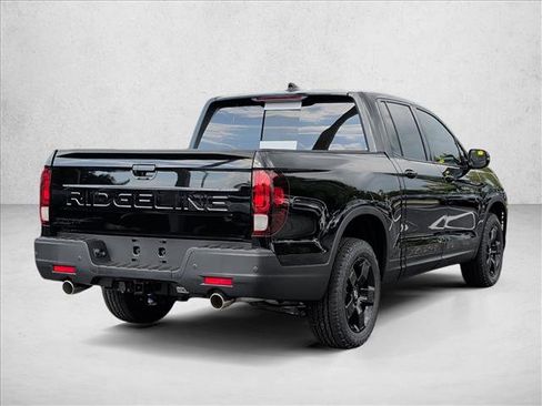 New 2026 Honda Ridgeline Black Edition image 2