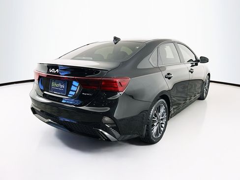 Used 2023 Kia Forte GT-Line w/ GT-Line Premium Package image 9