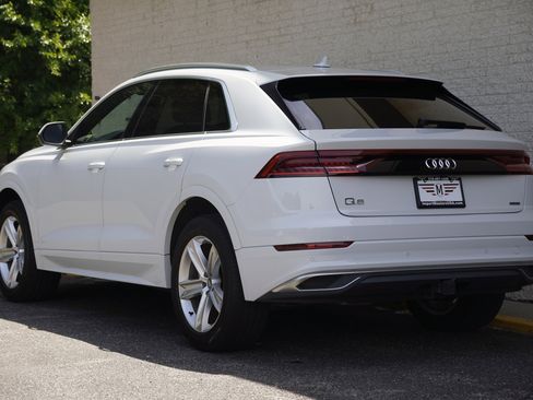 Used 2019 Audi Q8 Premium w/ Convenience Package AWD/4WD image 4