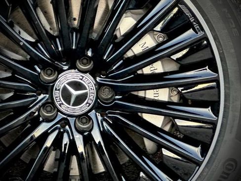 New 2026 Mercedes-Benz CLE 300 4MATIC Coupe image 12