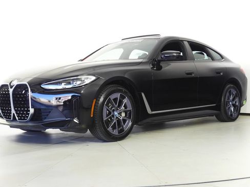Used 2023 BMW i4 eDrive35 w/ Premium Package RWD image 2