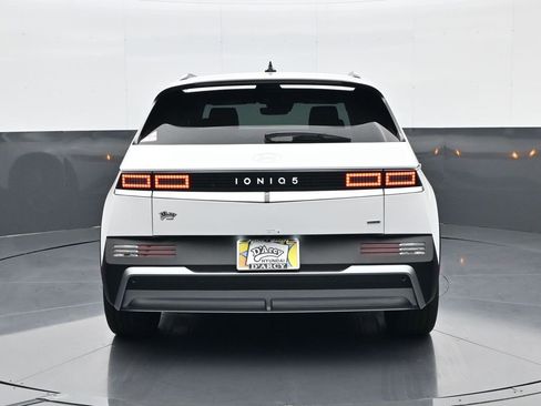 New 2025 Hyundai Ioniq 5 SEL image 6