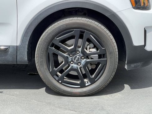 Used 2024 Kia Telluride EX X-Line AWD/4WD image 16