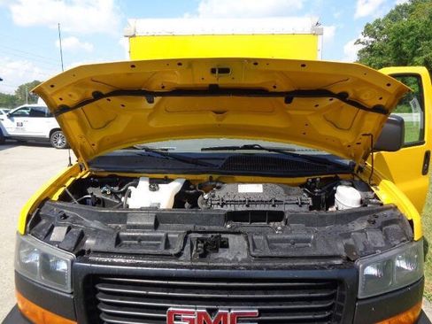 Used 2021 GMC Savana 3500 w/ Power Convenience Package RWD image 26